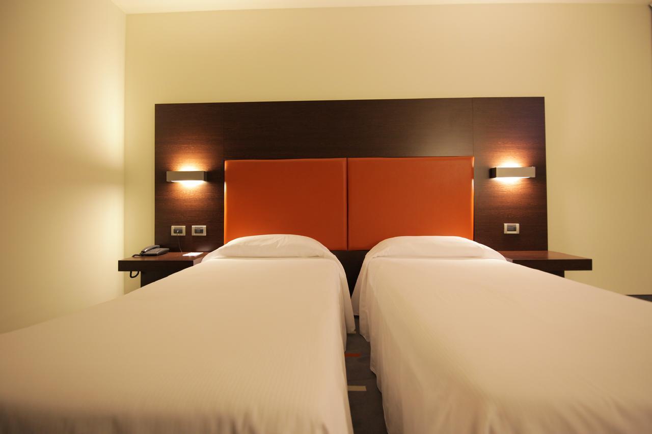 Hotel Major Ronchi Dei Legionari Luaran gambar