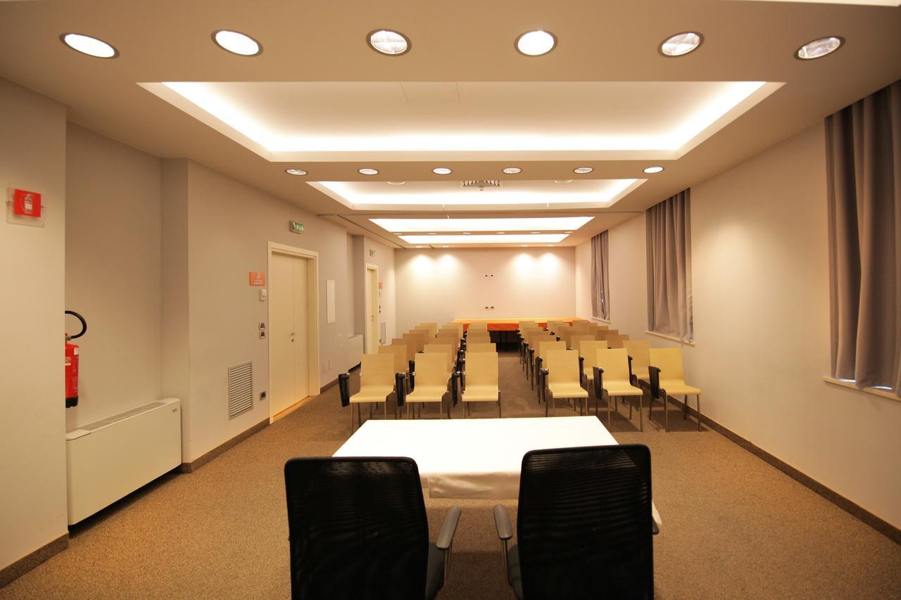 Hotel Major Ronchi Dei Legionari Luaran gambar